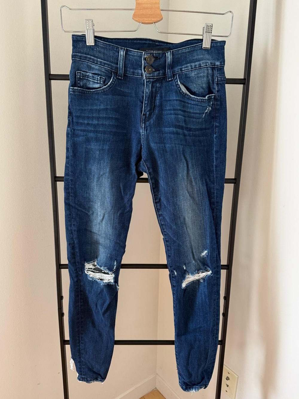 Flying Monkey Mid Rise Ankle Skinny Jeans, size 25
